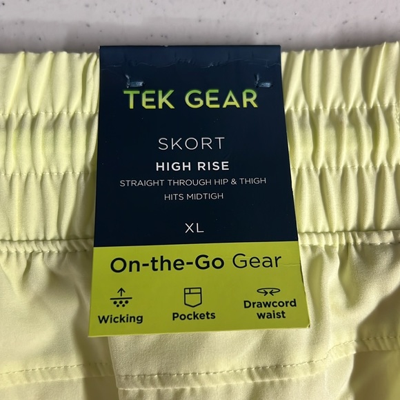 NWT TEK GEAR SKORT - Picture 8 of 8